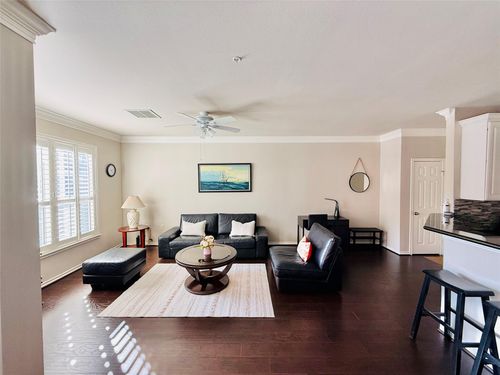 apt-347-2400 Mccue Rd, Houston, TX, 77056-5123 | Card Image