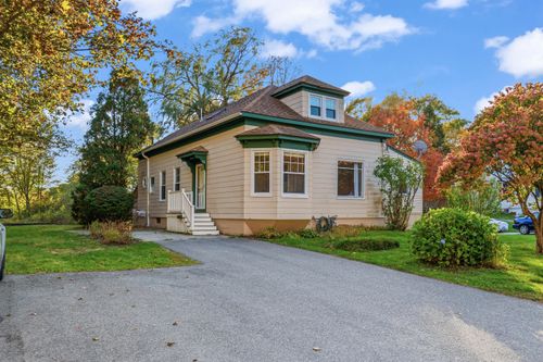 11 Wilton Ln, Cape Elizabeth, ME, 04107-1117 | Card Image