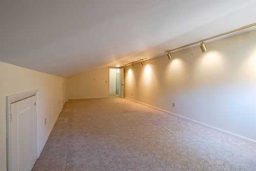 3-3 Piscataqua Rd, Concord, NH, 03301-4645 | Card Image