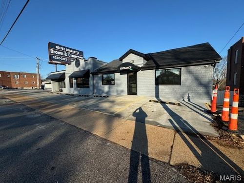 8713 Gravois Rd, Affton, MO, 63123-4607 | Card Image