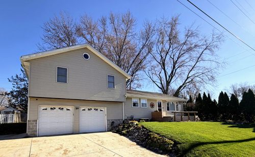 827 Eason Ct, La Porte, IN, 46350-5639 | Card Image