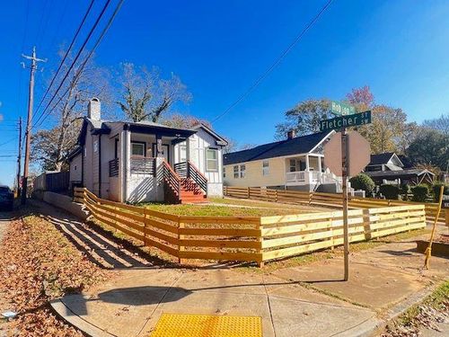 1074 Hobson St Sw, Atlanta, GA, 30310-3572 | Card Image
