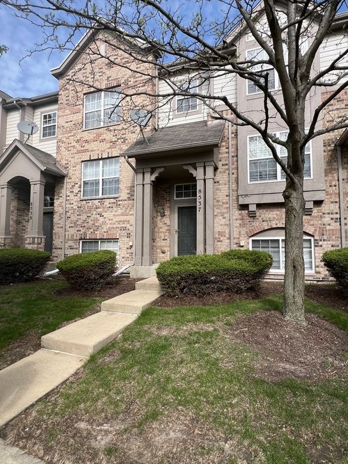 8537 Grove St, Morton Grove, IL, 60053-2288 | Card Image