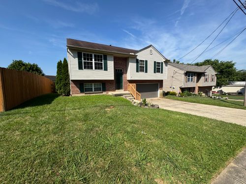 1427 Plateau St, Elsmere, KY, 41018-3709 | Card Image