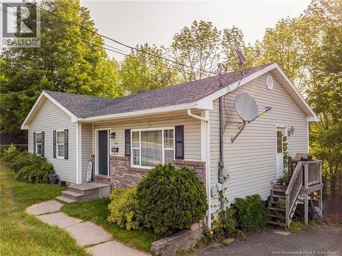 316 Milltown Blvd, Saint Stephen, NB, E3L1J2 | Card Image