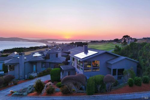 590 Swan Dr, Bodega Bay, CA, 94923 | Card Image