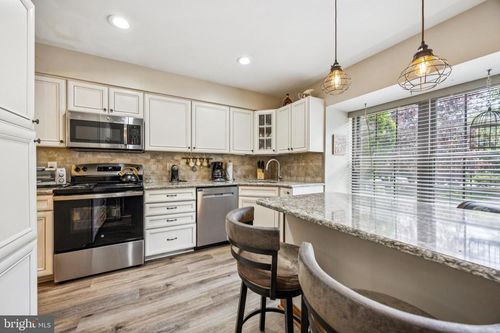 4 Crofton Cmns, CHERRY HILL, NJ, 08034-1141 | Card Image