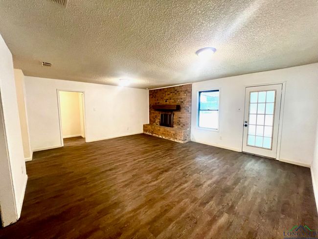 204 Cedarcrest Dr, House other with 4 bedrooms, 2 bathrooms and null parking in Marshall TX | Image 7