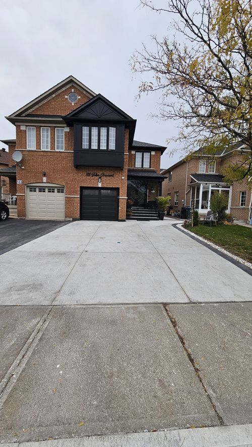 181 Toba Cres, Brampton, ON, L6Z4W3 | Card Image