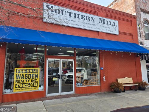 124 W Broad St, Louisville, GA, 30434-1628 | Card Image