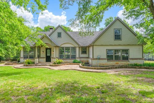 2151 Meadow Way, Terrell, TX, 75160-7746 | Card Image