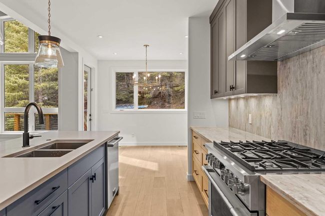 249A Three Sisters Drive, Home with 4 bedrooms, 4 bathrooms and 4 parking in Canmore AB | Image 12
