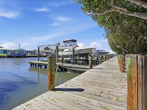 1105-3206 S Lakeview Cir, HUTCHINSON ISLAND, FL, 34949-8855 | Card Image