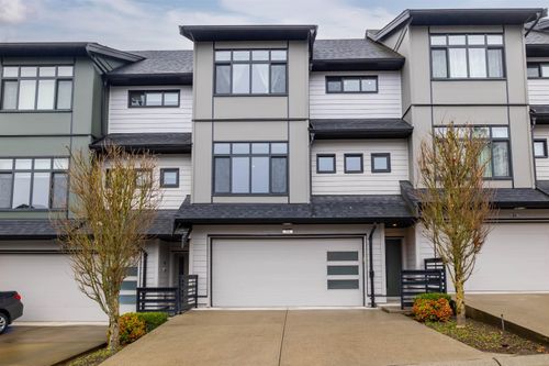 32-15177 60 Ave, Surrey, BC, V3S7B3 | Card Image