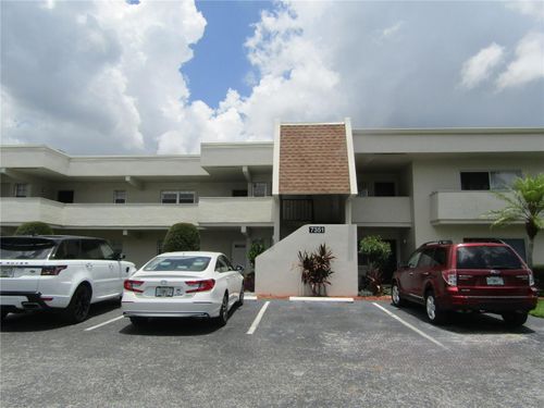 apt-202-7351 W Country Club Dr N, SARASOTA, FL, 34243-4507 | Card Image