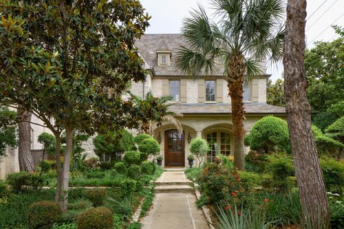 2900 Amherst Ave, Dallas, TX, 75225-7805 | Card Image