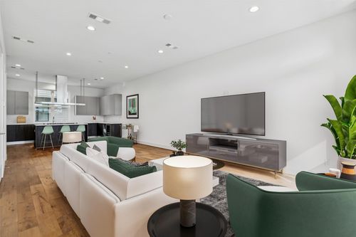 3048 Chimes St, Dallas, TX, 75219-1310 | Card Image