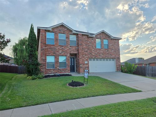 8138 Mossberg Dr, Arlington, TX, 76002-5704 | Card Image