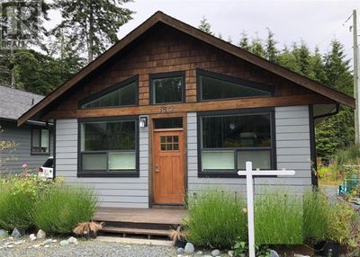 3822 Trailhead Dr, House other with 2 bedrooms, 1 bathrooms and 2 parking in Jordan River BC | Image 3