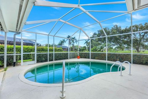 211 Pine Valley Cir, NAPLES, FL, 34113-7623 | Card Image