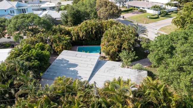 2912 Ne 27 Th St, House other with 2 bedrooms, 2 bathrooms and null parking in Lighthouse Point FL | Image 44