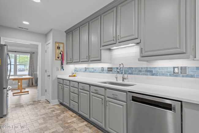 111 Fieldcrest Dr, House other with 4 bedrooms, 3 bathrooms and 4 parking in Hampstead NC | Image 14
