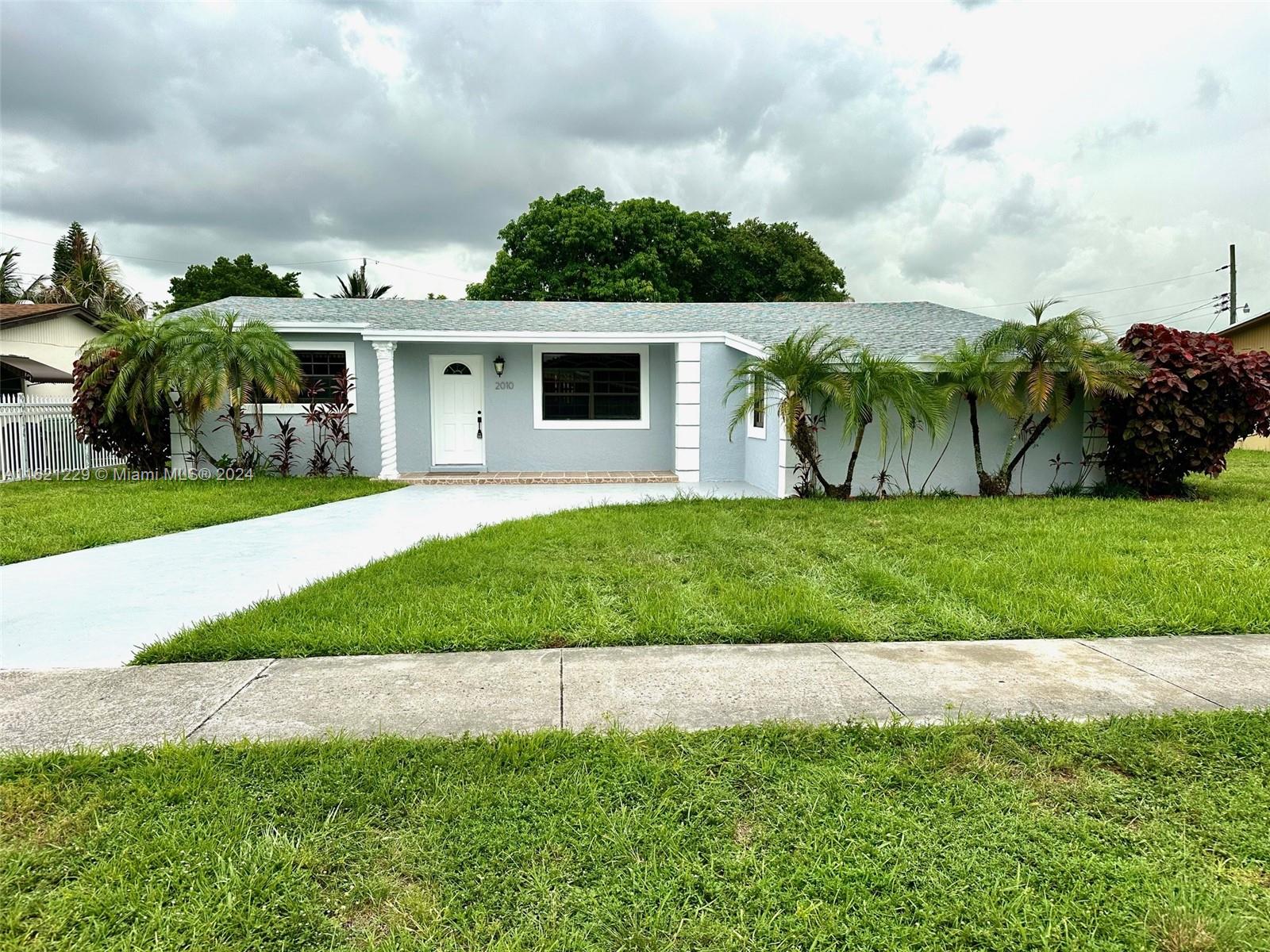 172nd St, Miami Gardens, FL 33056