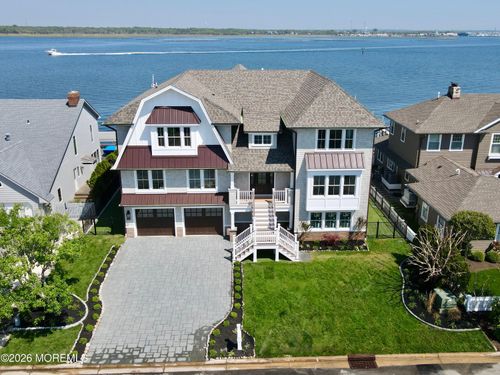 275 Curtis Point Dr, Mantoloking, NJ, 08738-1204 | Card Image