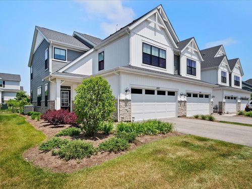 4116 Chelsea Manor Cir, Aurora, IL, 60504-3259 | Card Image