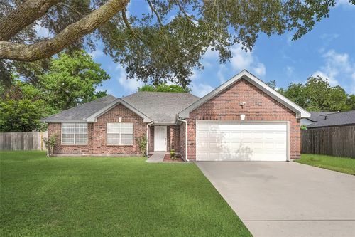 2020 Ward St, Rosenberg, TX, 77471-5215 | Card Image