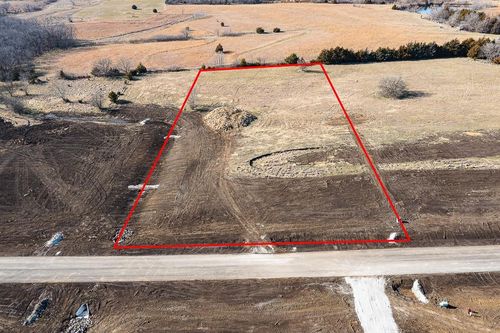 Lot 5 235th St, Tonganoxie, KS, 66086-4430 | Card Image