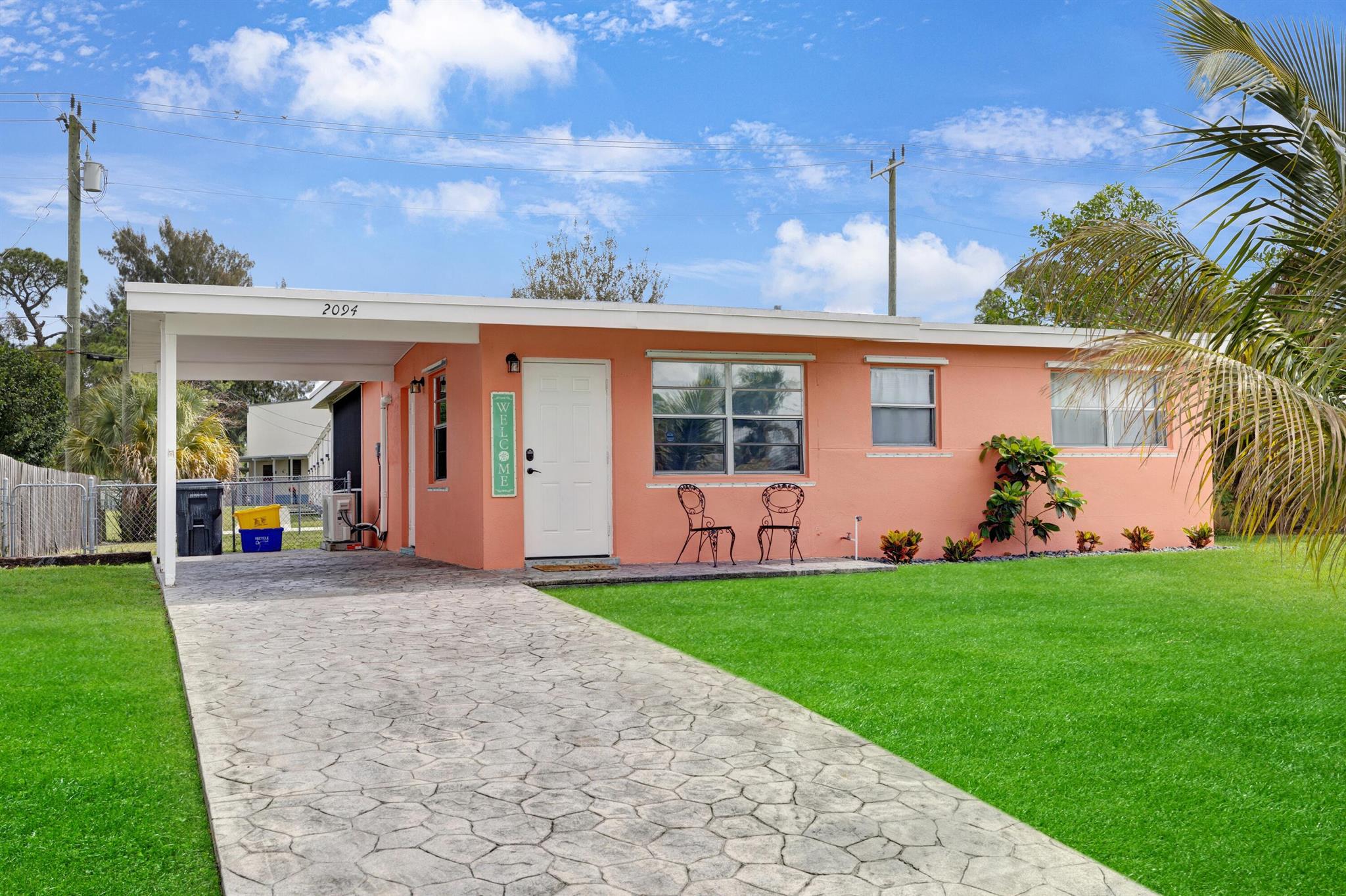 Tarragon Rd, West Palm Beach, FL 33415