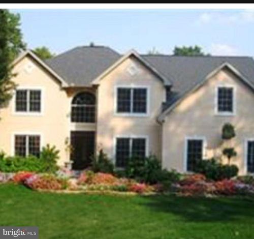42 Kim Winona Ct, FLEETWOOD, PA, 19522-8847 | Card Image