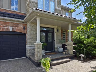 22 Prada Crt, House other with 4 bedrooms, 5 bathrooms and 6 parking in Brampton ON | Image 2