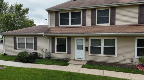 1781 Queensbury Cir, Hoffman Estates, IL, 60169-6837 | Card Image