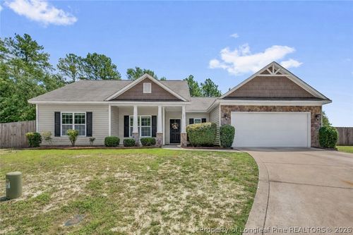 105 Yellowfoot Dr, Raeford, NC, 28376-9334 | Card Image