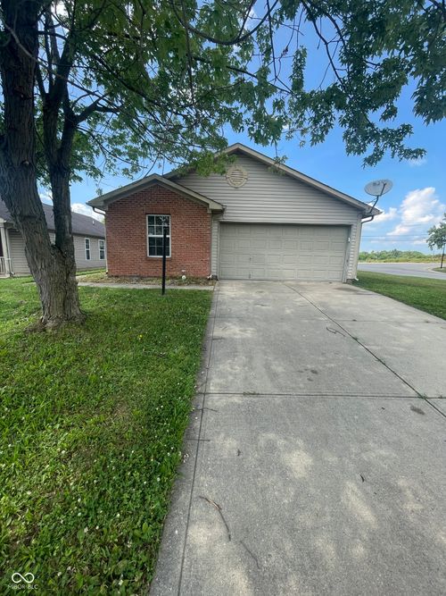 10856 Orchard Valley Way, Indianapolis, IN, 46235-4700 | Card Image
