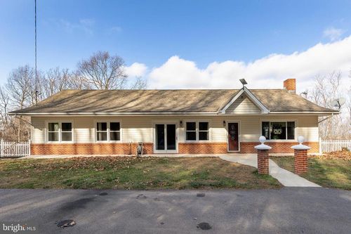 285 Dans Way, ROMNEY, WV, 26757-6267 | Card Image