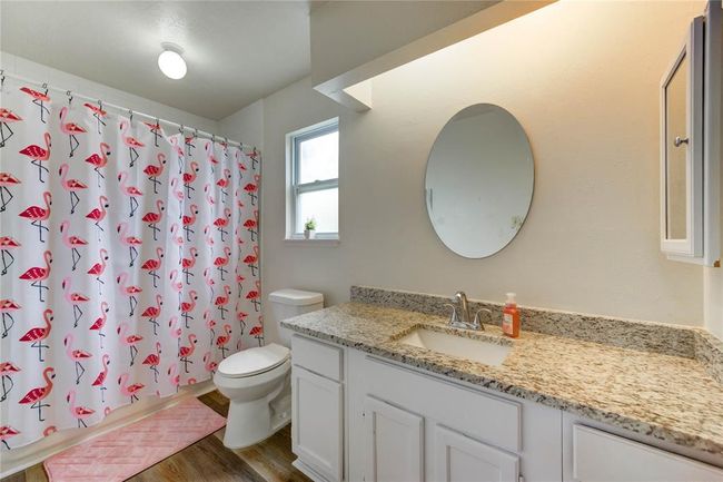Secondary Bathroom | Image 39
