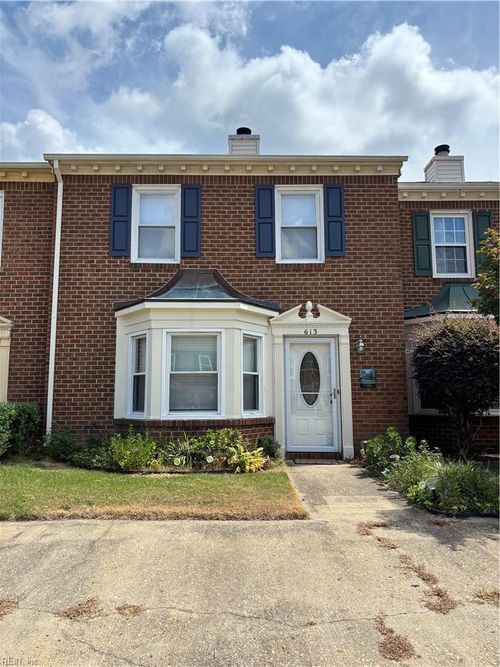 613 Mill Landing Rd, Chesapeake, VA, 23322-8302 | Card Image