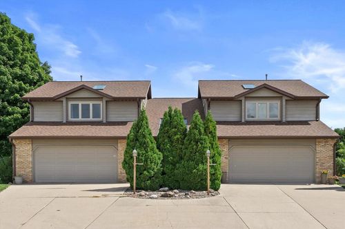 W232N6140 Teakwood Court, Sussex, WI, 53089 | Card Image