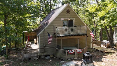 402 Lame Duck Dr, Somerset, KY, 42501-5682 | Card Image
