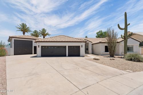 3016 W Ironwood Cir, Chandler, AZ, 85226-1400 | Card Image