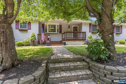 130 Lake Iliff Rd, Newton, NJ, 07860-9701 | Card Image