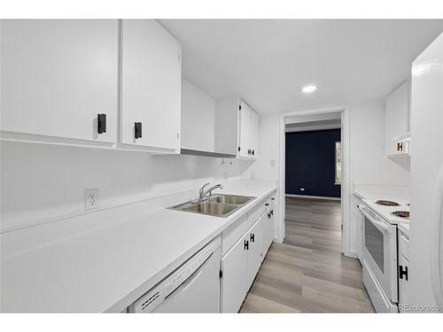 b14-9700 E Iliff Ave, Denver, CO, 80231-7212 | Card Image