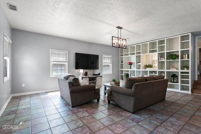 4390 Conwhey Ct Sw, House other with 4 bedrooms, 4 bathrooms and 3 parking in Smyrna GA | Image 7