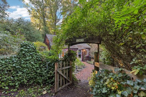 189 Wagnon Road, Sebastopol, CA, 95472 | Card Image