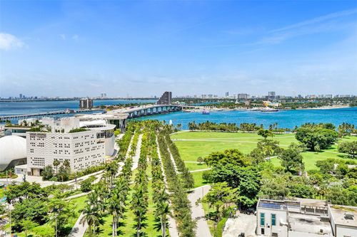 1808-900 Biscayne Blvd, Miami, FL, 33132-1563 | Card Image