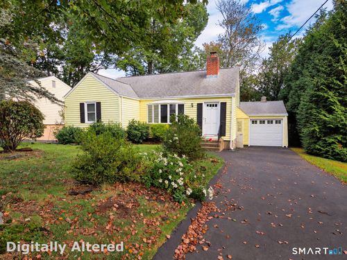 13 Honor Rd, West Haven, CT, 06516-6837 | Card Image