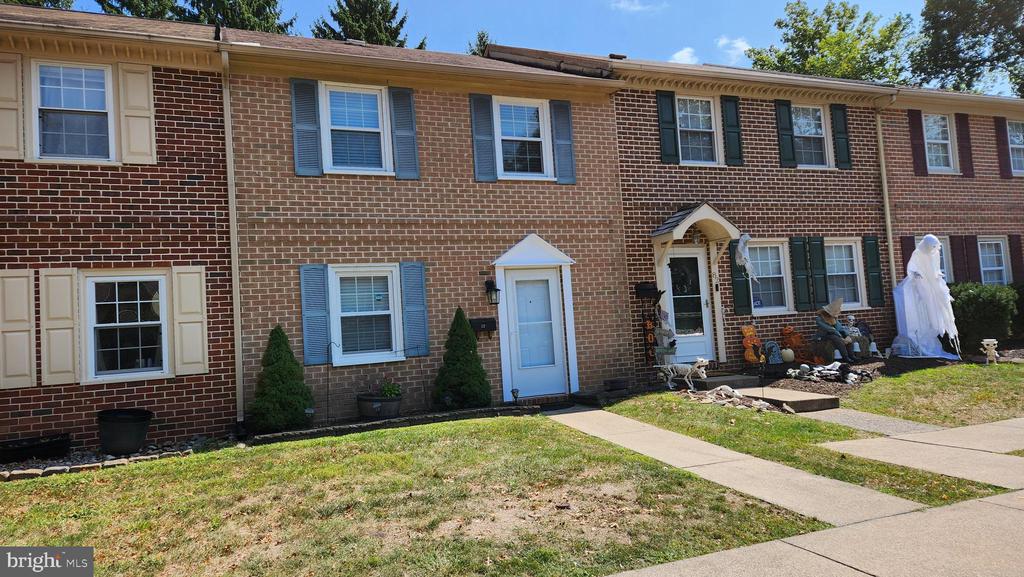 Stonegate Vlg, Quakertown, PA 18951